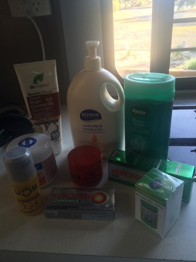 Foot care kit including moisturiser balm foot bath and liniment